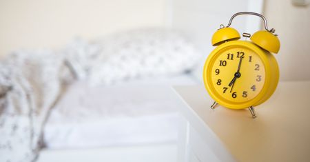 Zmiana czasu 2019 na zimowy. Sprawdź, kiedy przestawiamy zegarki i czy najbliższa zmiana czasu będzie ostatnią