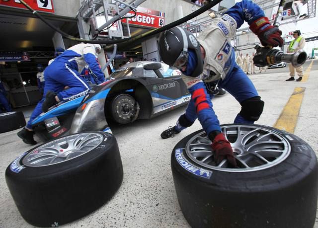 Sony, GT 5 i kłopoty Peugeota w Le Mans