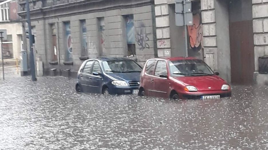 Najcięższe burze przeszły nad woj. łódzkim i śląskim