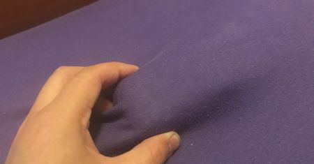 Włóż kostkę mydła pod prześcieradło. Od razu poczujesz ulgę