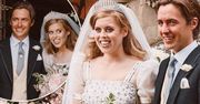 Zdjęcia z cichego ślubu księżniczki Beatrice przejdą do historii. Wszystko za sprawą bogatej sukni