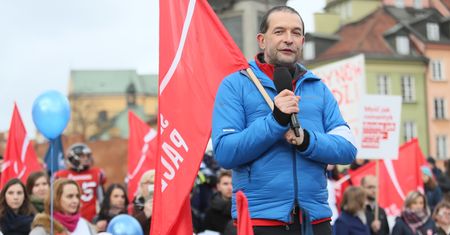 Kolejni wolontariusze zabrali głos. Opowiedzieli nam o doświadczeniach z księdzem Stryczkiem