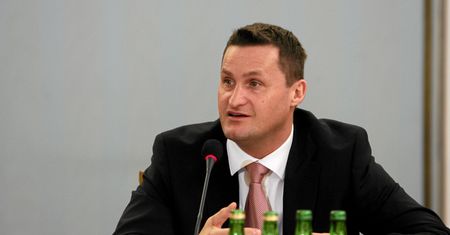 Duże pieniądze Grzegorza Ocieczka. Wiceszef CBA dostaje około 45 tys. zł