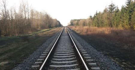 Tajemnicza śmierć pasażerki pociągu. Ciało przy torach koło Parczewa