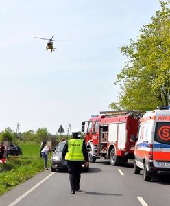 Dwa samochody zderzyły się czołowo niedaleko Bydgoszczy. 4 osoby nie żyją