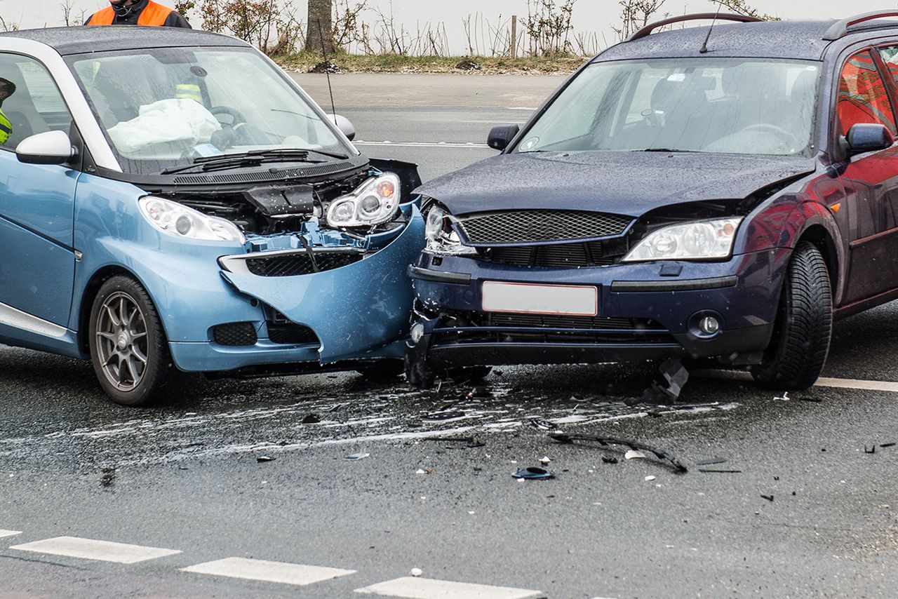 Wrocław: Celowo powodowali stłuczki i wyłudzali pieniądze