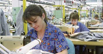 Płaszcze z Próchnika będą "made in China"