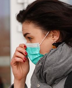 Koronawirus w Polsce. Rośnie "czarny rynek" maseczek i żeli. Nikt nie wie, co zrobić