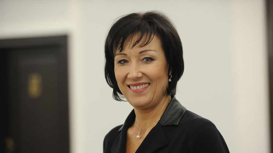 Ktoś zniszczył wejście do biura senator PiS Małgorzaty Kopiczko