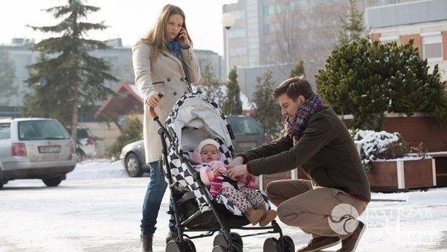 Na dobre i na złe, Ola (Anna Karczmarczyk), Przemek (Marcin Rogacewicz), Franka (Karolina Wanszys)