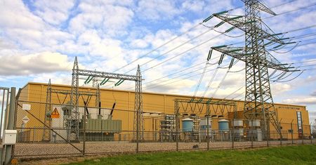 Zamrożenie cen energii. Mniejsi sprzedawcy wypadają z rynku