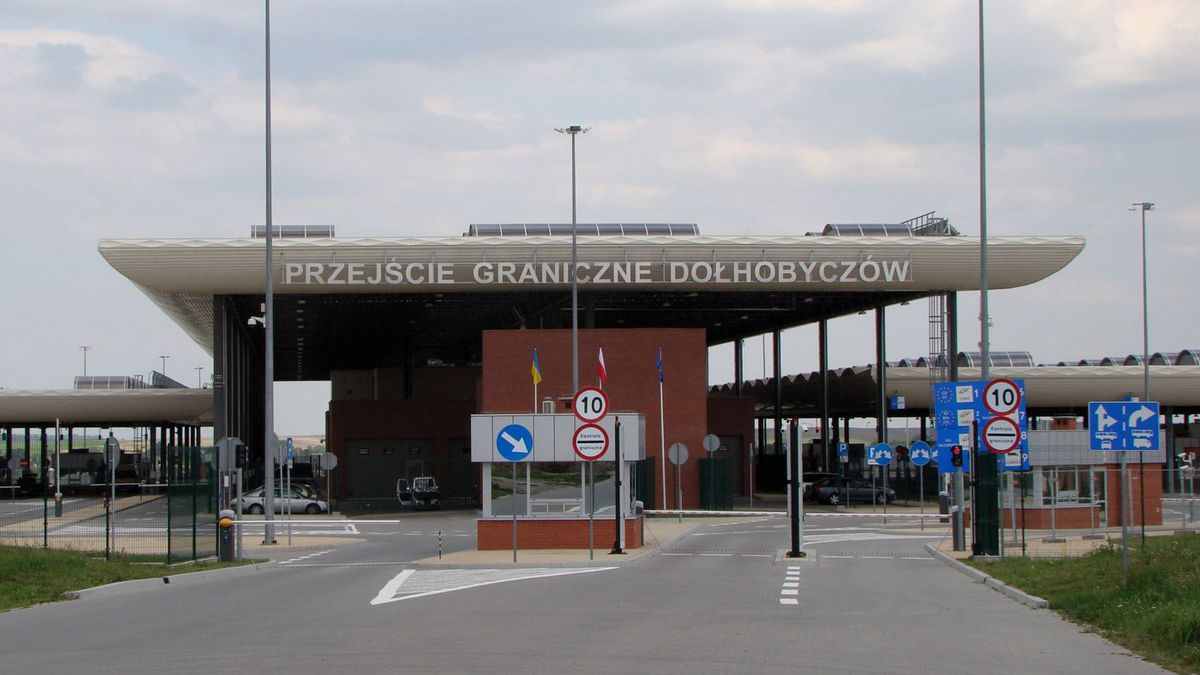 Polsko-ukraińskie przejście graniczne w Dołhobyczowie.