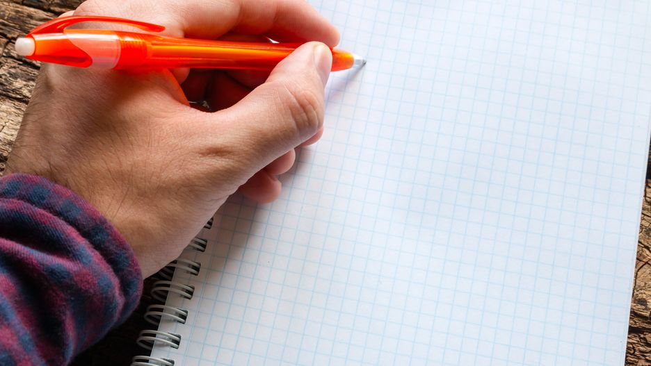 Leworęczna osoba ma większe zdolności artystyczne