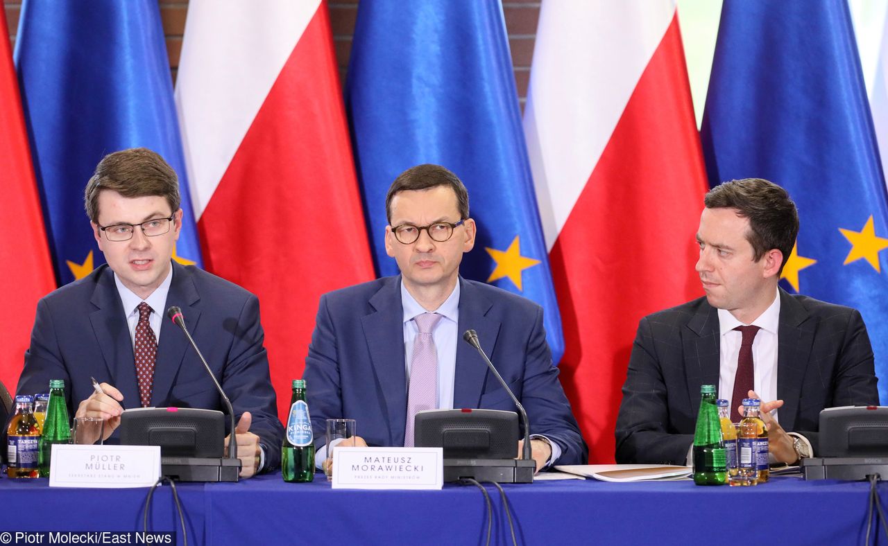 Piotr Müller zamiast Joanny Kopcińskiej. Kim jest nowy rzecznik rządu 