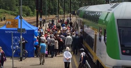 "Słoneczny" znów ruszy w trasę. Bilety na szybki i tani pociąg za chwilę trafią do sprzedaży