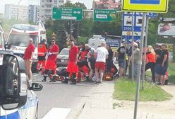 Ratownicy w trakcie parady najechali na wypadek. Przerwali strajk i od razu ruszyli z pomocą