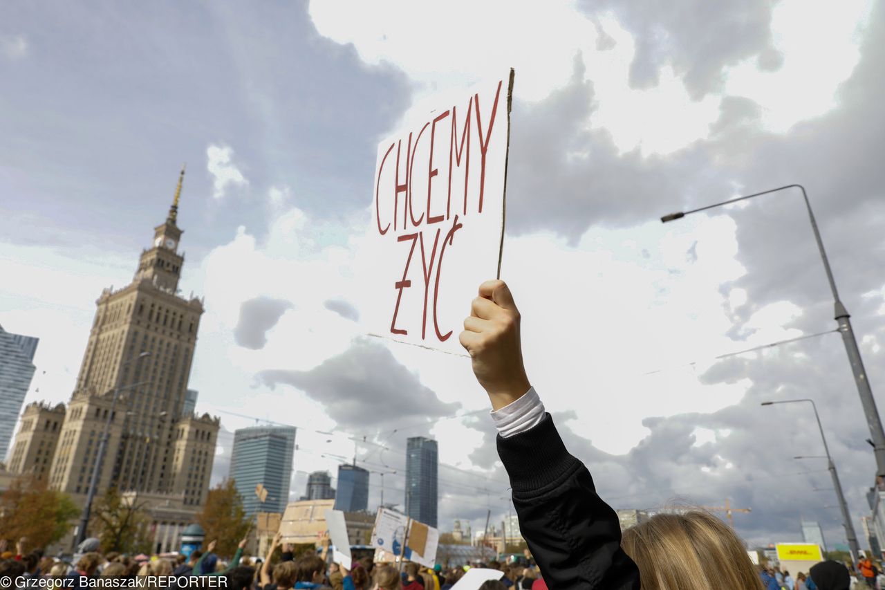 Depresja ekologiczna. Coraz więcej osób ląduje na kozetce z tym problemem