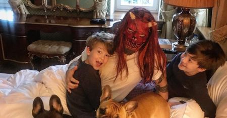 Rozpoznacie ich po przebraniach? Polskie gwiazdy na zabawach halloweenowych