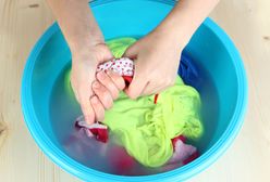 Jak naprawić ubranie skurczone w pralce? Ten sposób działa