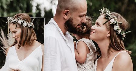 Agnieszka Kaczorowska w wianku na głowie i zwiewniej sukience na zdjęciach z baby shower. Było perfekcyjnie!