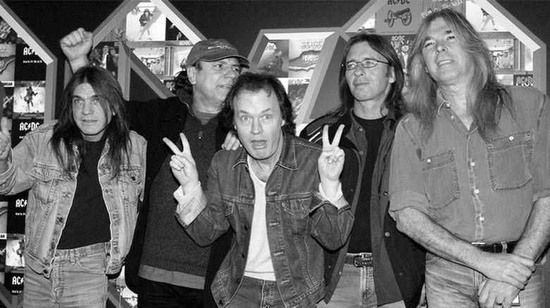 Malcolm Young nie żyje
