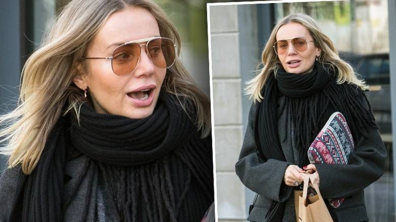 Agnieszka Woźniak-Starak w butach z kwiatowym motywem