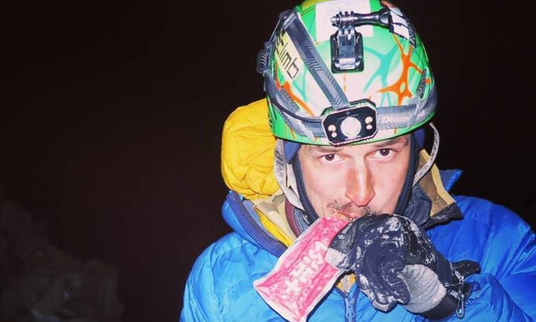 Z OSTATNIEJ CHWILI! Adam Bielecki miał wypadek podczas wyprawy na K2!