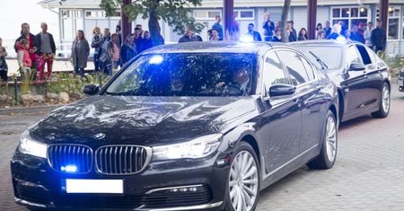 Samochody, którymi jeździli premierzy Polski. Oto 7 najciekawszych modeli