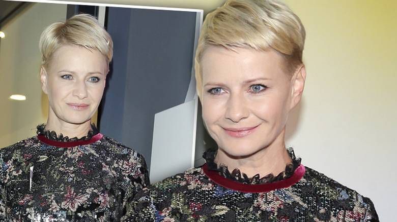 Małgorzata Kożuchowska w bordowych botkach na premierze kolekcji Swarovski