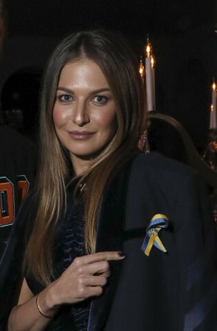Anna i Robert Lewandowscy na pokazie Off-White w Paryżu