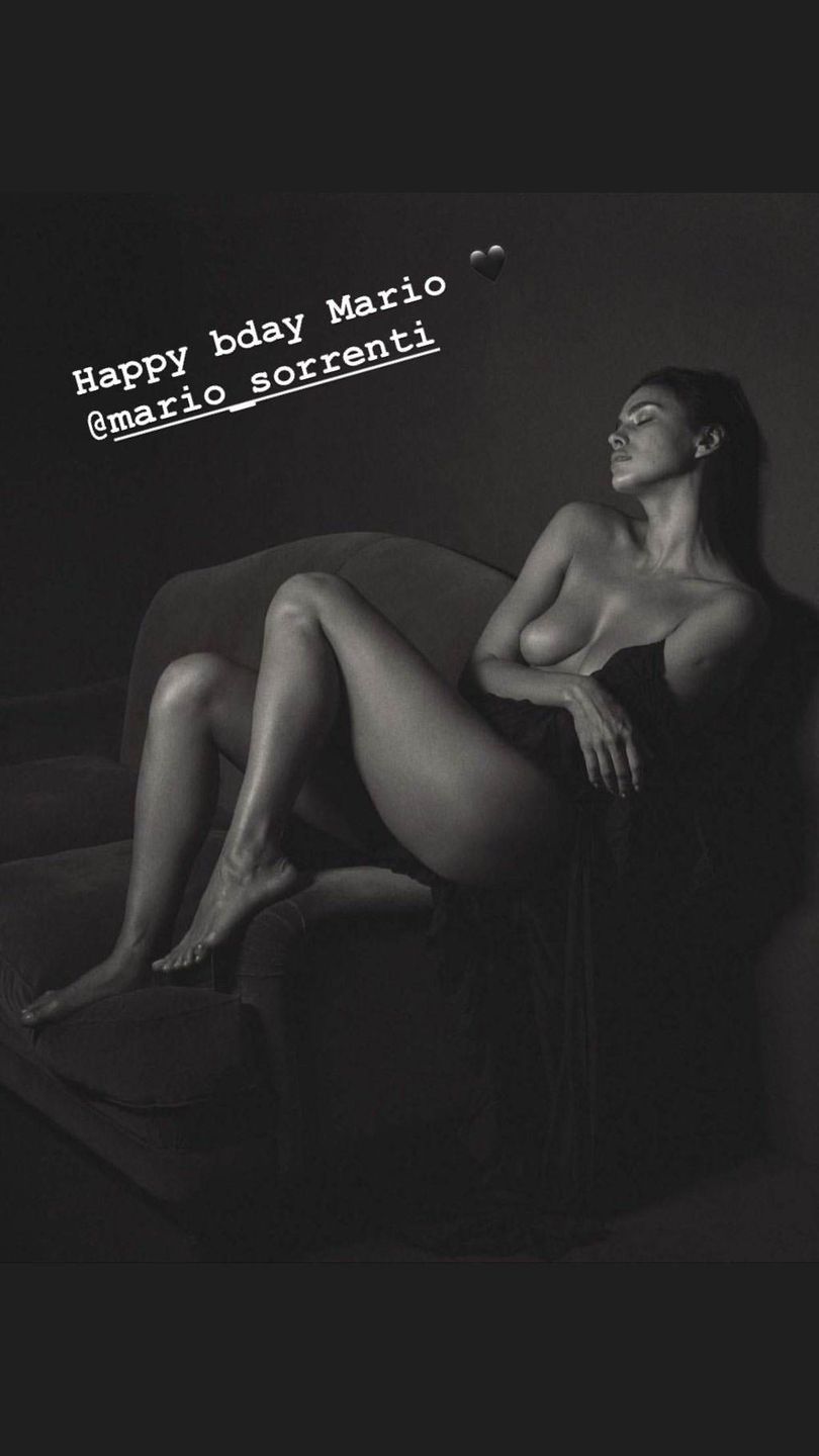 Irina Shayk pokazała nagą pierś