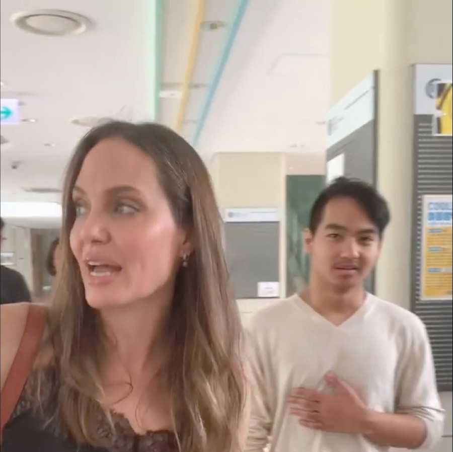 Actress and United Nations High Commissioner for Refugees (UNHCR) Special Envoy Angelina Jolie with her son Maddox are seen as she sends him off to university this still frame obtained from August 21, 2019 social media video in Songdo, South Korea. INSTAGRAM @XX_EFU/via REUTERS. ATTENTION EDITORS - THIS IMAGE HAS BEEN SUPPLIED BY A THIRD PARTY. MANDATORY CREDIT. NO RESALES. NO ARCHIVES. MUST CREDIT INSTAGRAM @XX_EFU.