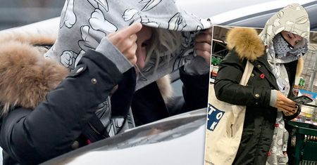 Blanka bez makijażu w spożywczaku. Kupiła męski żel pod prysznic i coś, czym rozpieszczała Barona