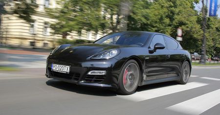 Porsche Panamera GTS: limuzyna na tor i na spotkanie