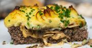 Mięsny tort z pieczarkami i koroną z puree ziemniaczanego