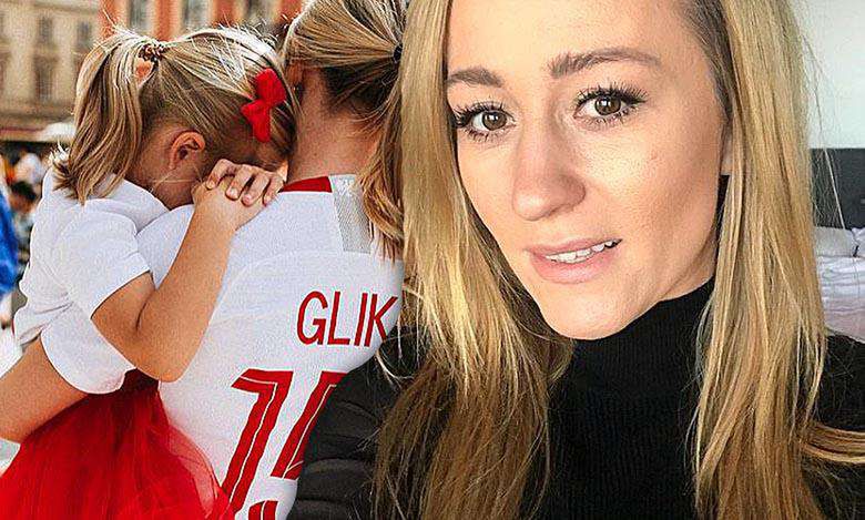 Marta Glik z córką kibicuje polskiej reprezentacji w meczu Polska-Japonia