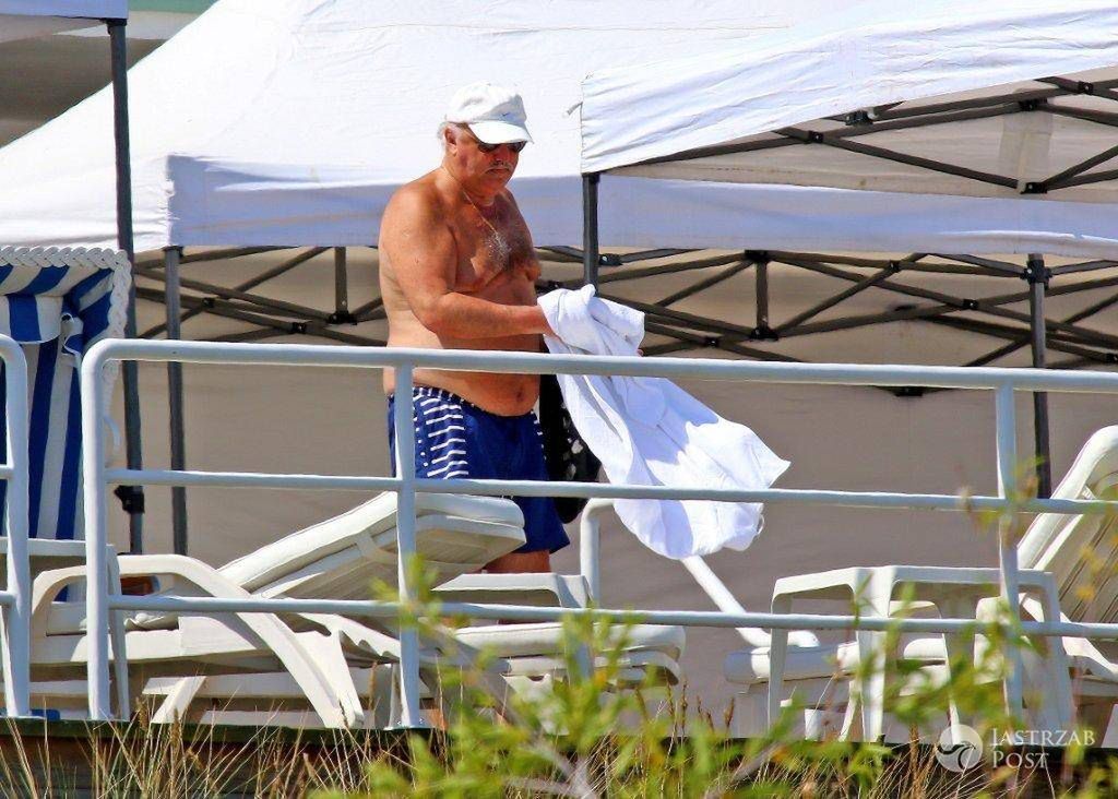 Andrzej Pietras z nową partnerką na plaży
