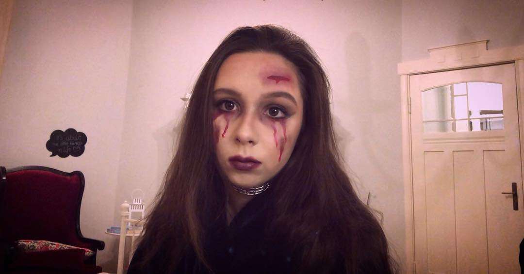 Córka Marty Kaczyńskiej, Ewa Dubieniecka, w przebraniu na Halloween