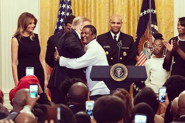 Melania Trump w małej czarnej podczas krajowego miesiąca African American History
