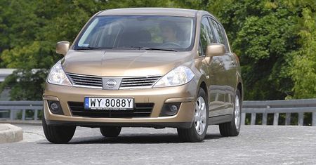 Nissan Tiida