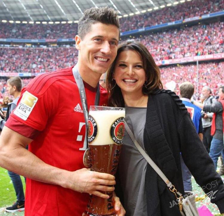 Anna i Robert Lewandowscy świętują sukces piłkarza, fot. Instagram