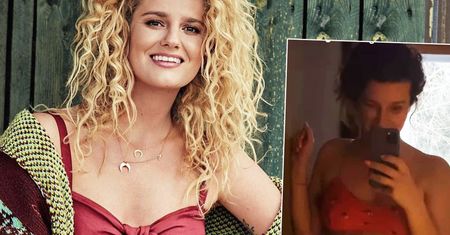 Zosia Zborowska wskoczyła w bikini i pochwaliła się pięknie zaokrąglonym brzuszkiem: "Jestem gotowa". Poród tuż tuż