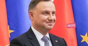 Andrzej Duda zmienił wizerunek. Odmieniony pokazał się na spotkaniu z Joe Bidenem. "Elegancko i dostojnie"