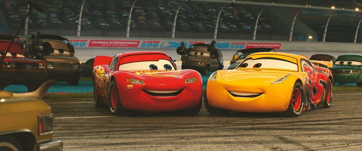 Zygzak McQueen powraca do gry! Nowy wysokooktanowy hit studia Disney Pixar zadebiutuje na Blu-ray 3D, Blu-ray i DVD 8 listopada!