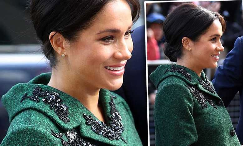 Meghan Markle wystylizowała się jak księżna Kate w zeszłym roku! W zielonym płaszczu wygląda prawie jak jej klon