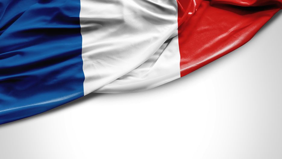 Francja: nie będzie dymisji szefa MSW. Macron wykluczył taką możliwość