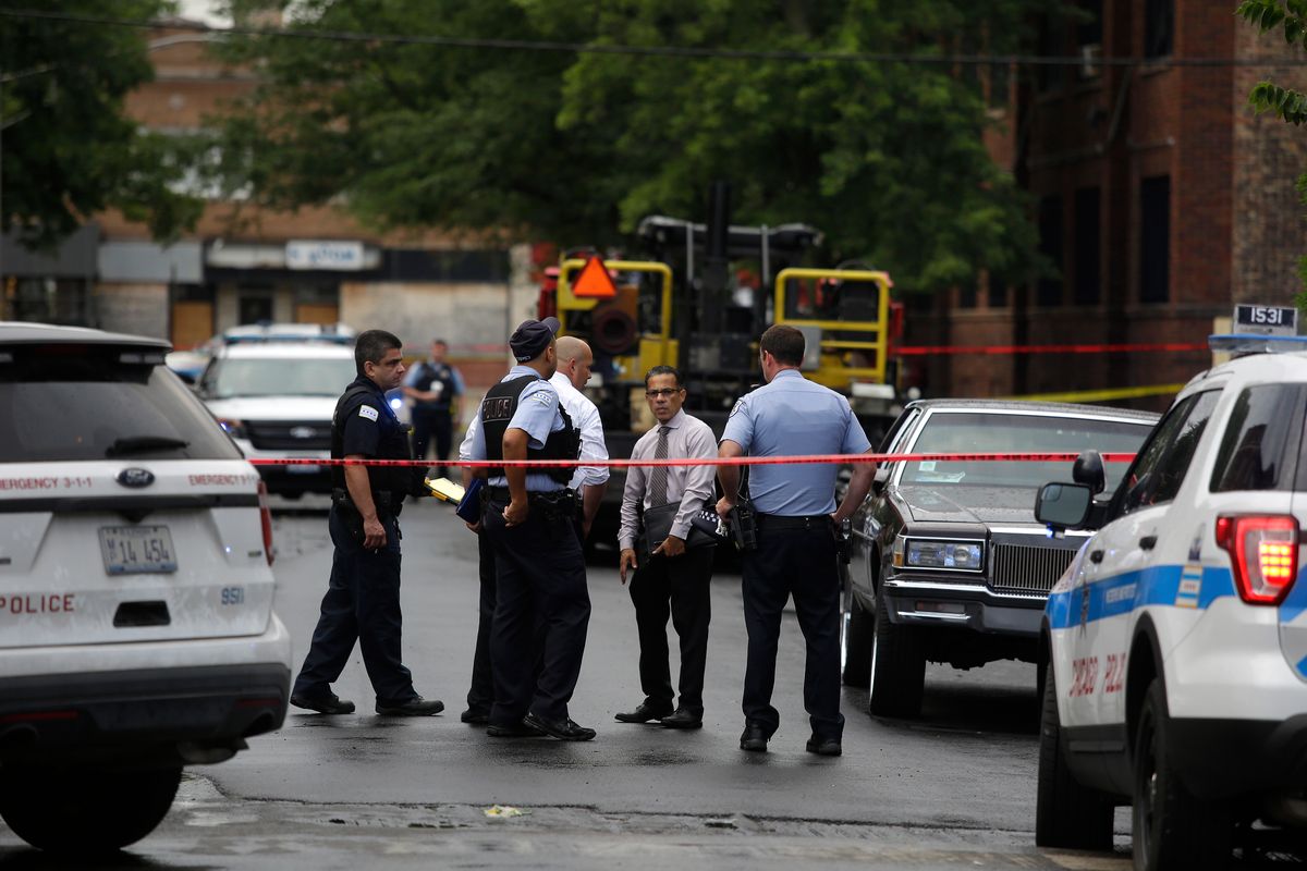 Strzelanina w Chicago. Pięciu zabitych, ponad 40 rannych.