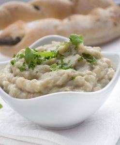 Baba ghanoush – przeciwzmarszczkowa pasta z bakłażanu