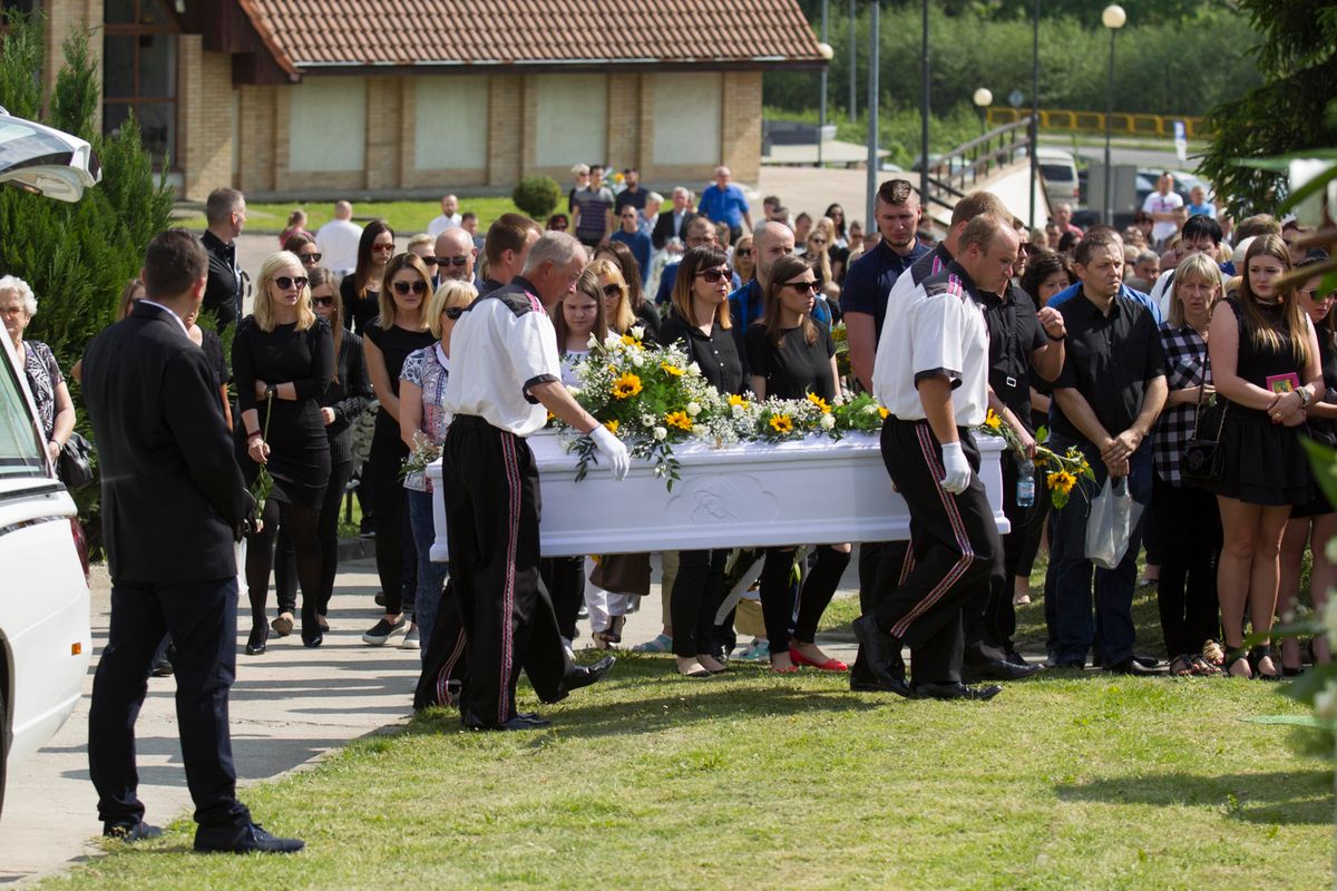 Pożegnano Magdalenę Żuk. "Jak było, to tylko ona wie"