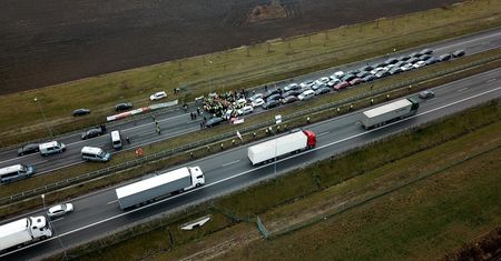 Autostrada A2. Wyższe opłaty dla pojazdów ciężarowych